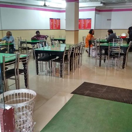 International Tourist Home Кожикод Екстериор снимка