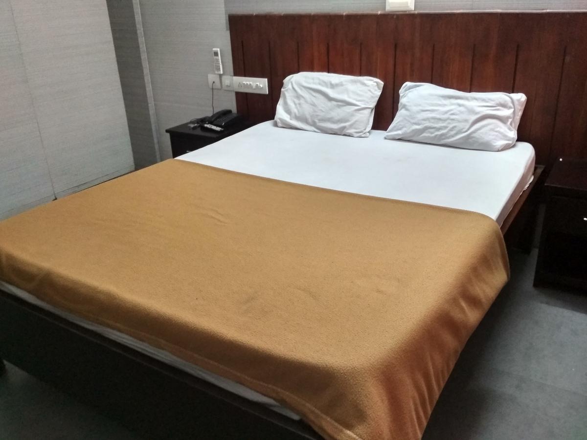 International Tourist Home Кожикод Екстериор снимка