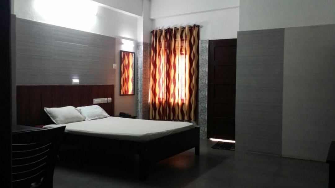 International Tourist Home Кожикод Екстериор снимка